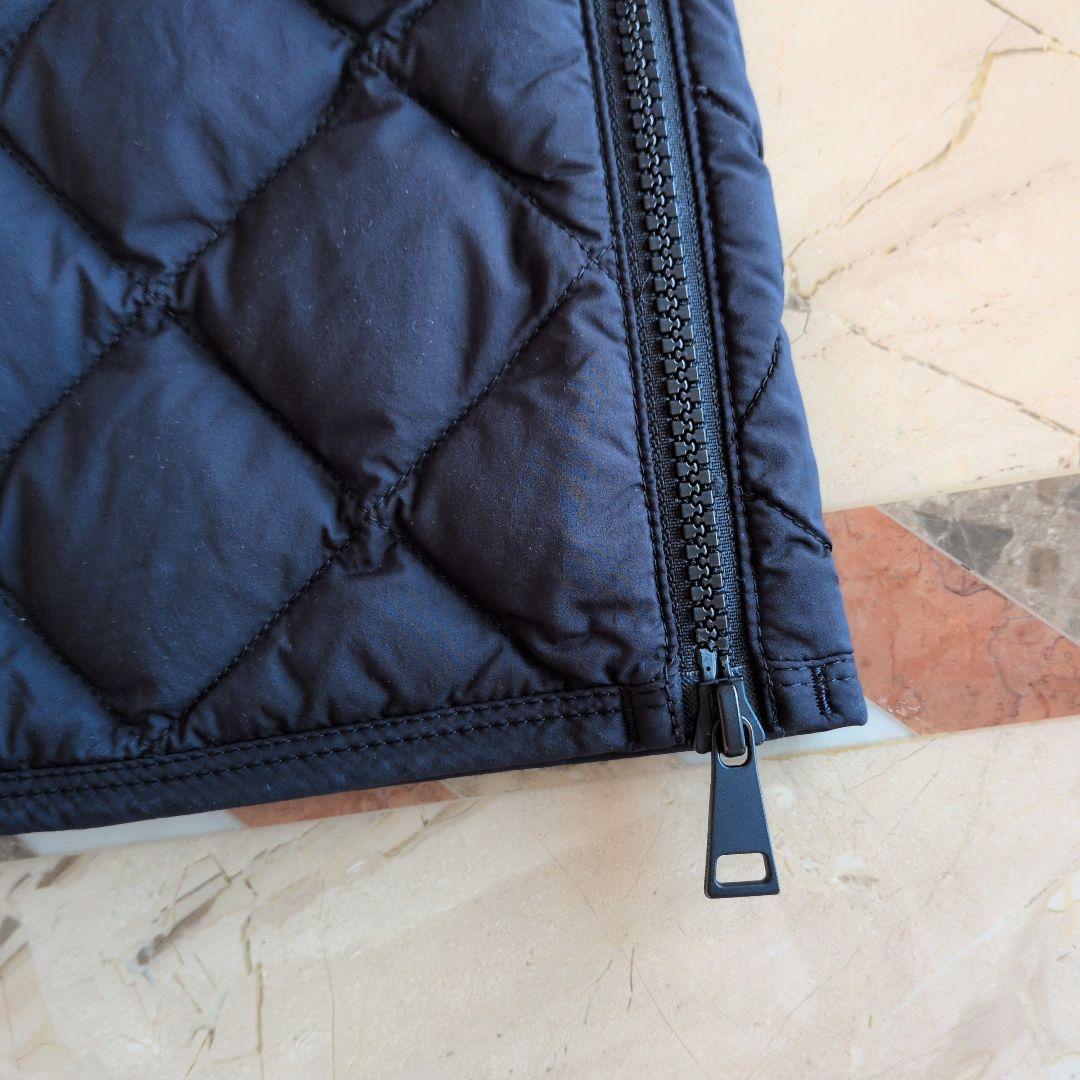 美品　モンクレール　ダウンキルティング台形黒 スカートM〜L