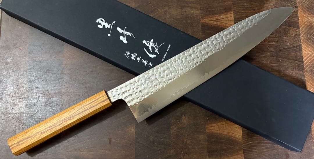 越前　黒崎優　SG2 閃光　牛刀　270mm 包丁　槌目　粉末ハイス　未使用