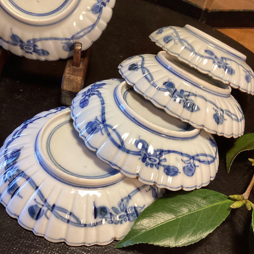 A923 大聖寺伊万里　染付　見込兎　縁紅　丸紋　菊型　小皿　　５枚