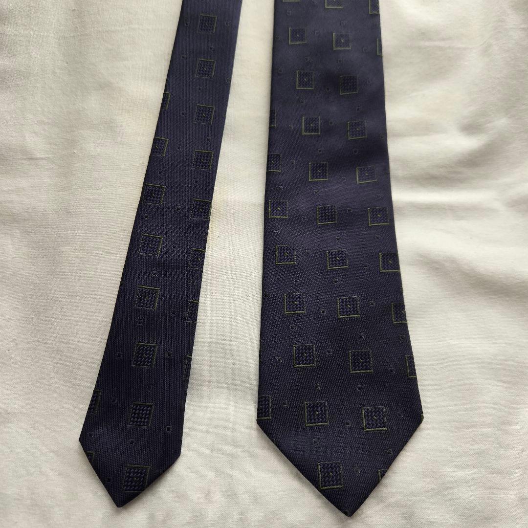 ニシ君様売約済　Drakes シルク ネクタイ ネイビー スクエア ドット