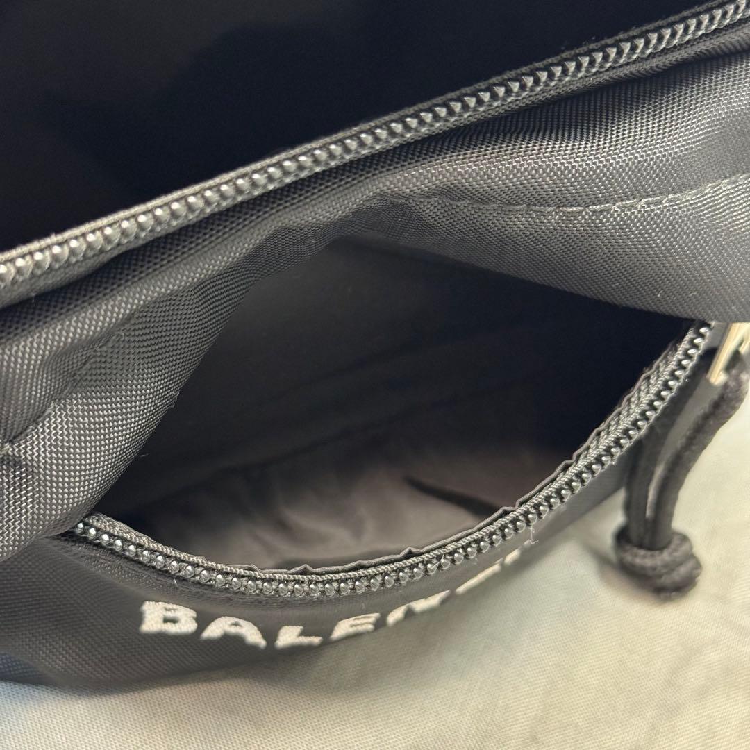 BALENCIAGA バレンシアガ ウィール ベルトパック ボディーバッグ ロゴ