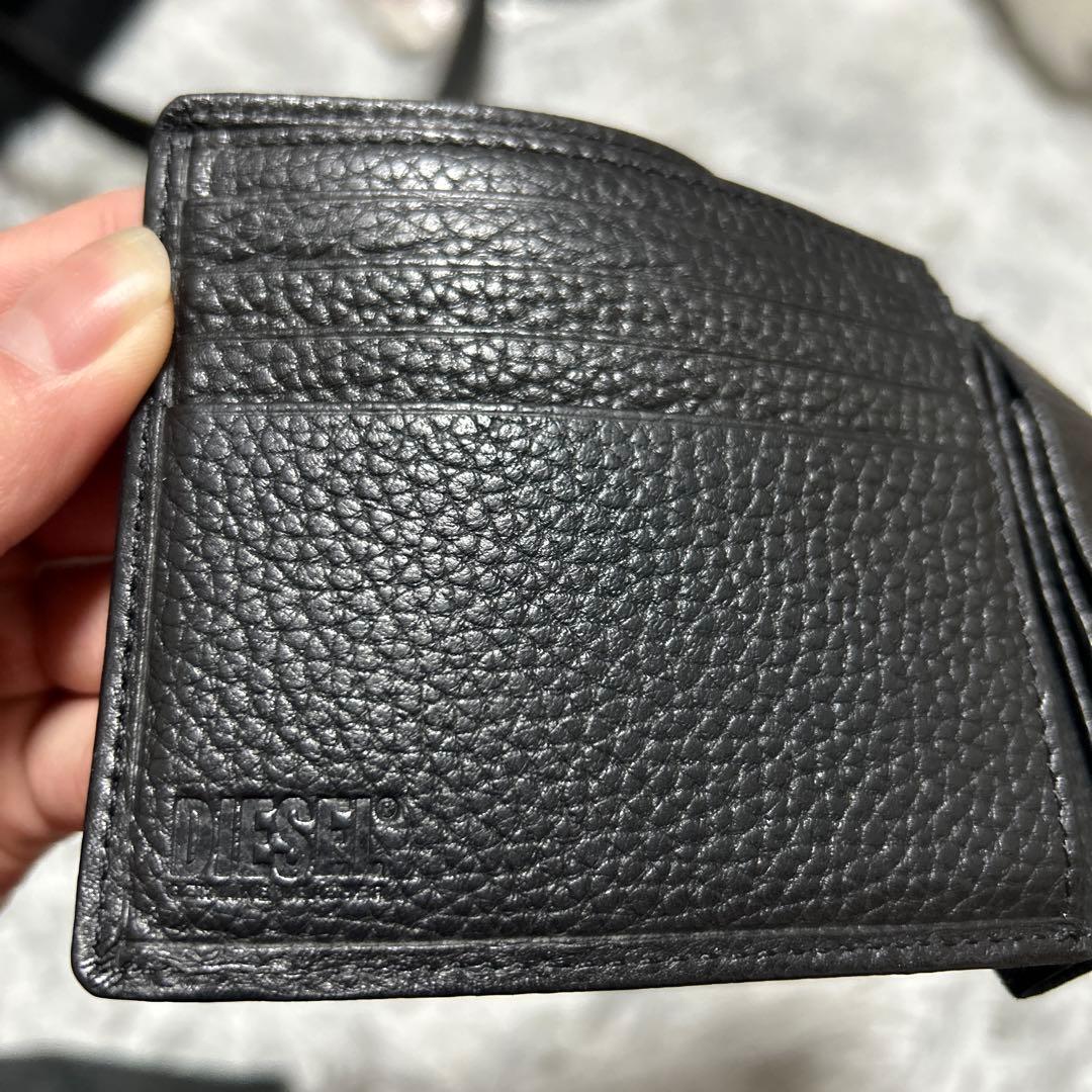 【美品】DIESEL ディーゼル 二つ折り財布　ブラック レザー