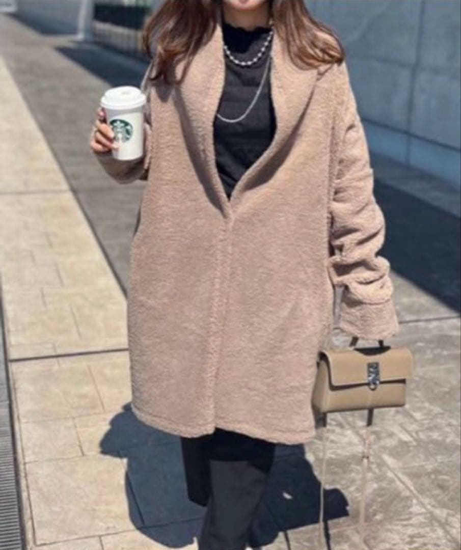 専用です新品タグ付きEmmaTaylorボンディングボアコートモカ 追加生産