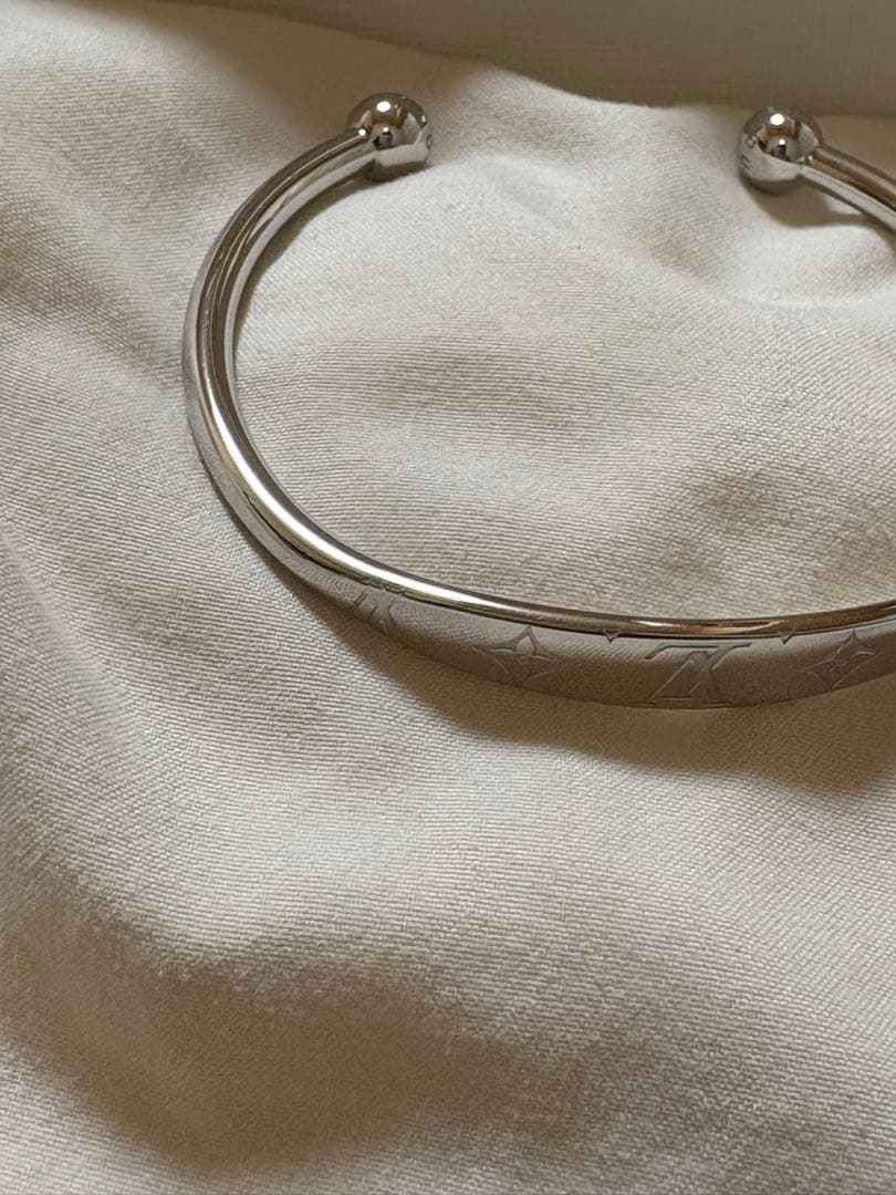 ルイヴィトン　LouisVuitton ジョンク　モノグラム　バングル　L