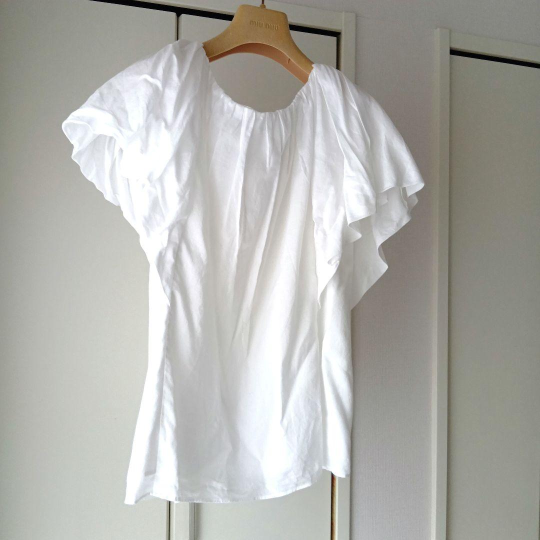 【未使用に近い】EPOCA ホワイト フリル 半袖シャツ　40