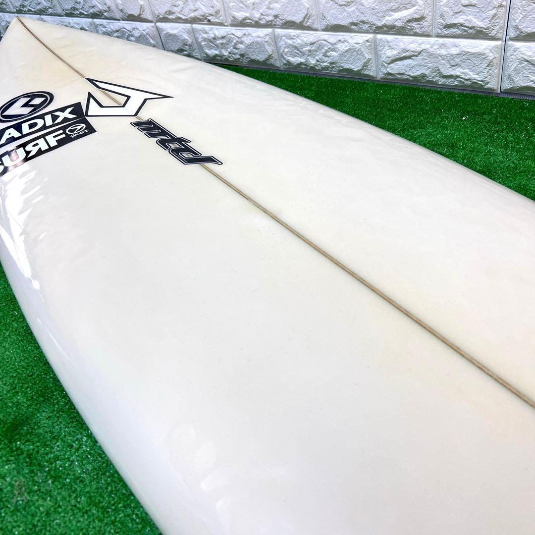 ジャスティス　サーフボード　タジマシェイプ　クアッド　フューチャー　良好　5’8