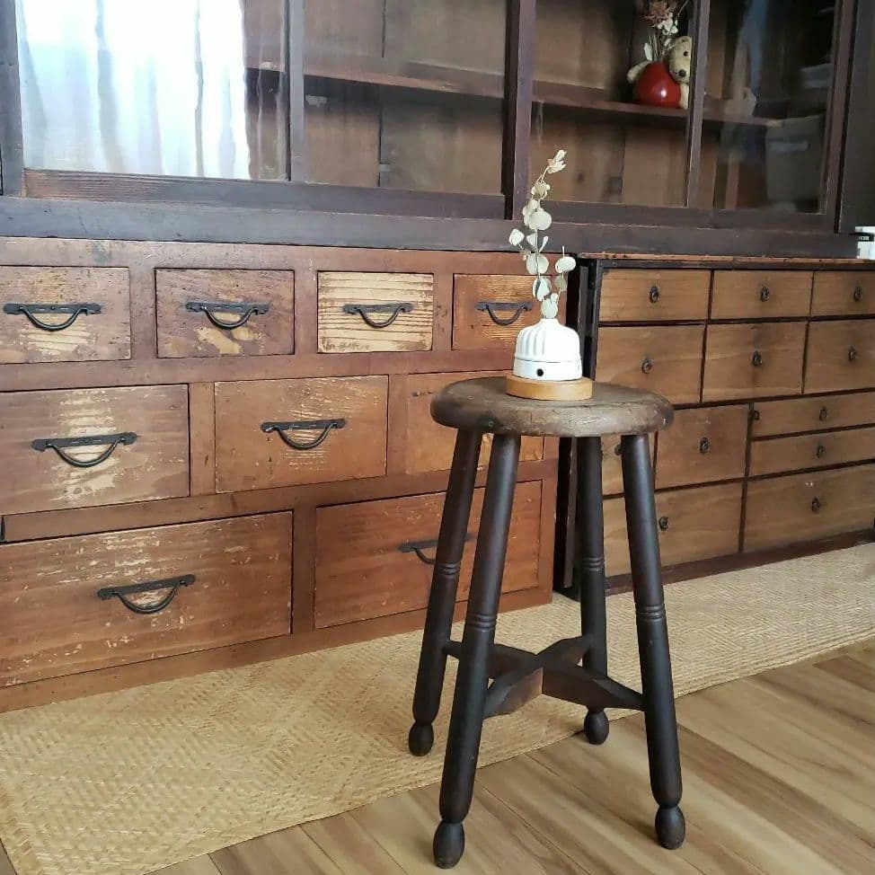 スツール 古い木製の椅子 古家具 レトロ アンティーク 木製 丸椅子 古椅子