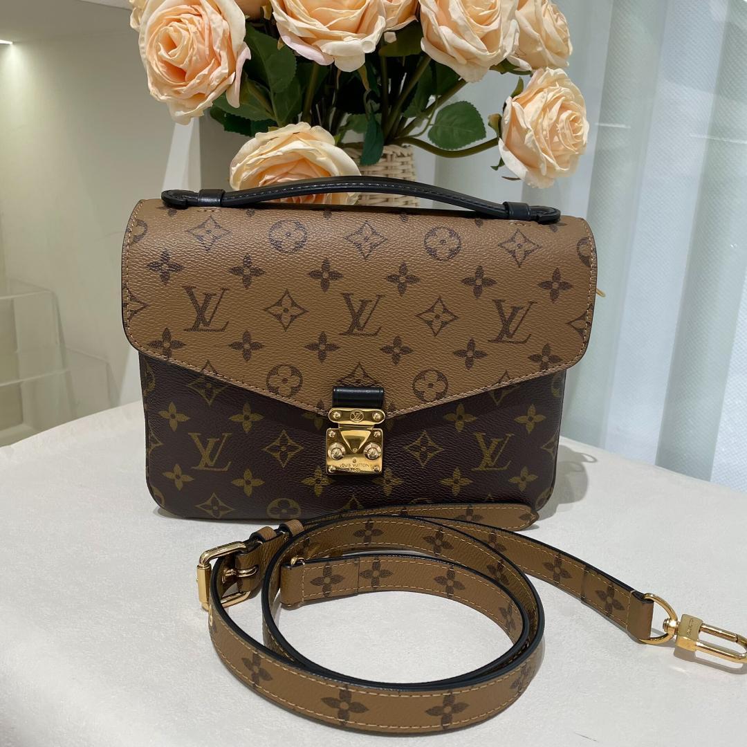 Louis Vuittonリバース ポシェット メティス M41465