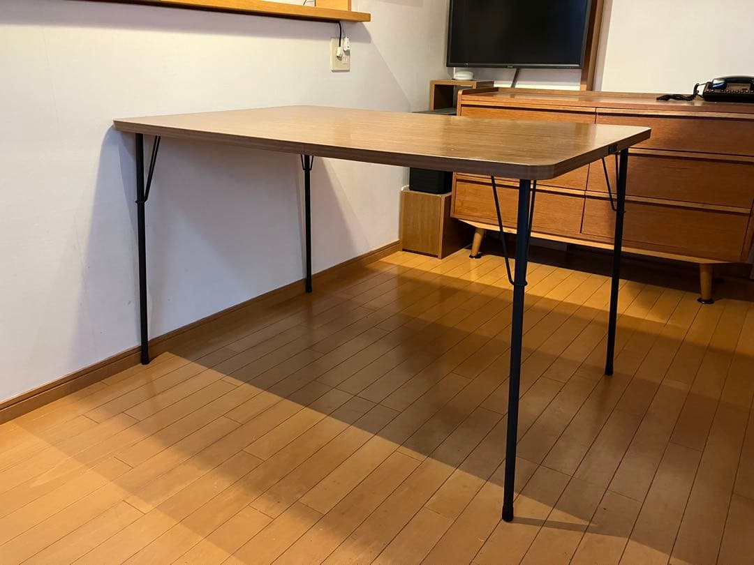 □ カリモク60 □ ダイニングテーブル (4人〜6人)