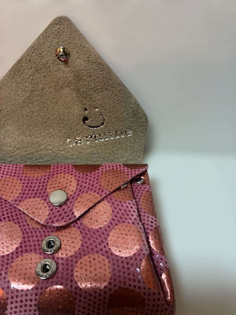 Carmine ドット　ミニ財布