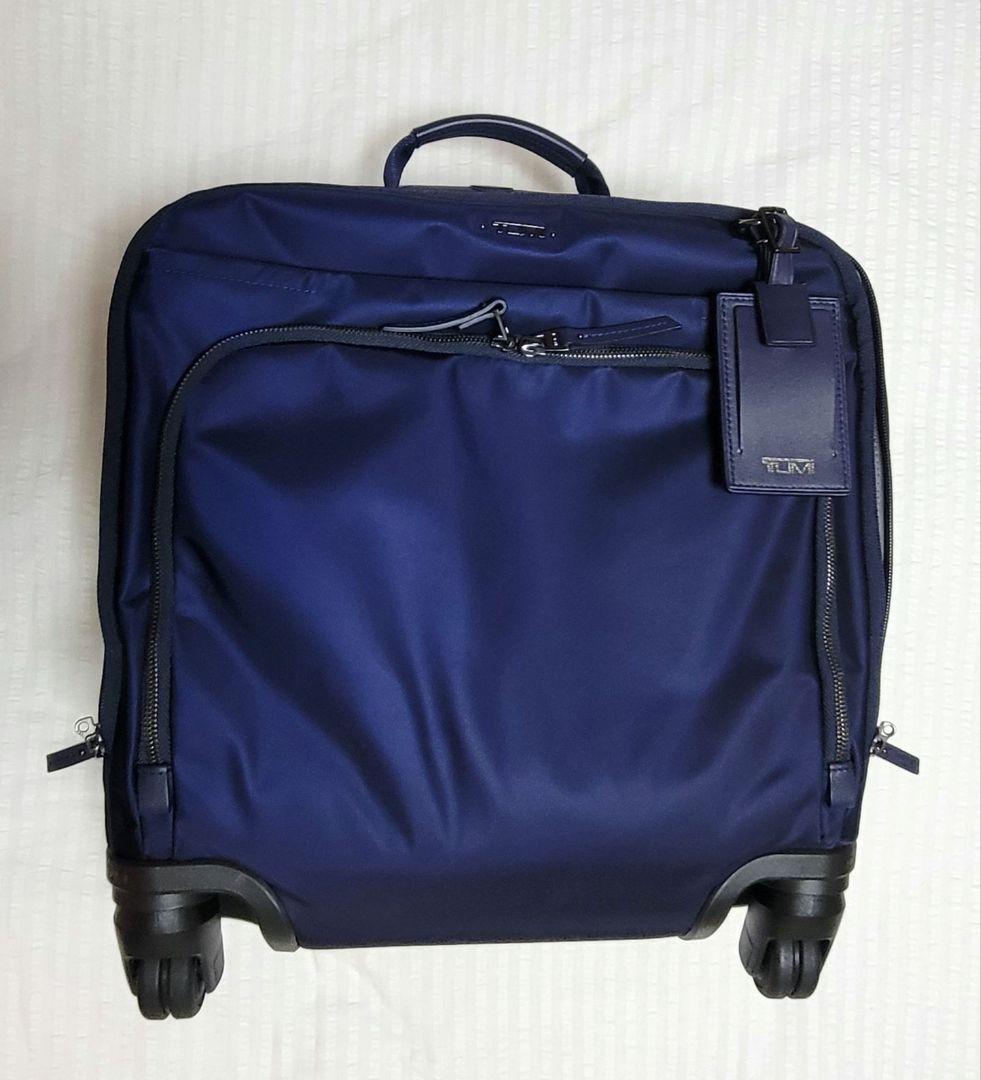 美品【TUMI 】ネイビー 4輪キャリーケー TUMI VOYAGEUR