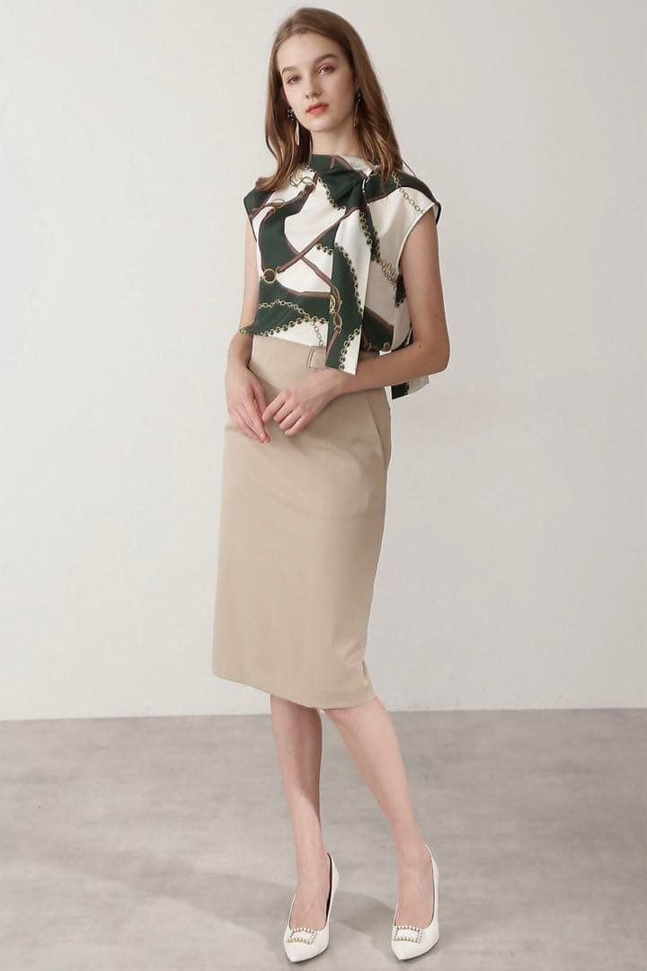 【新品】ピンキーアンドダイアン◆スカーフプリントブラウス カーキ 38