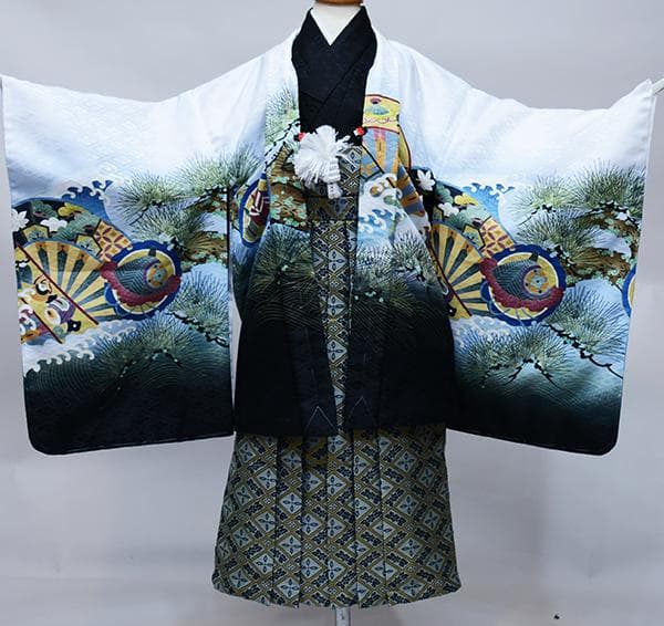 七五三 五歳 男児 羽織袴フルセット 金刺繍 白地 兜 袴変更可 NO38641