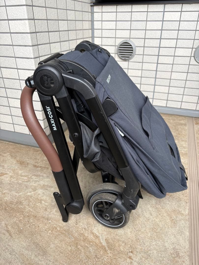 MAXI COSI 折りたたみ式ベビーカー