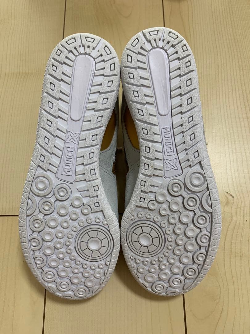 【値下げ】MUNICH CONTINENTAL フットサルシューズ