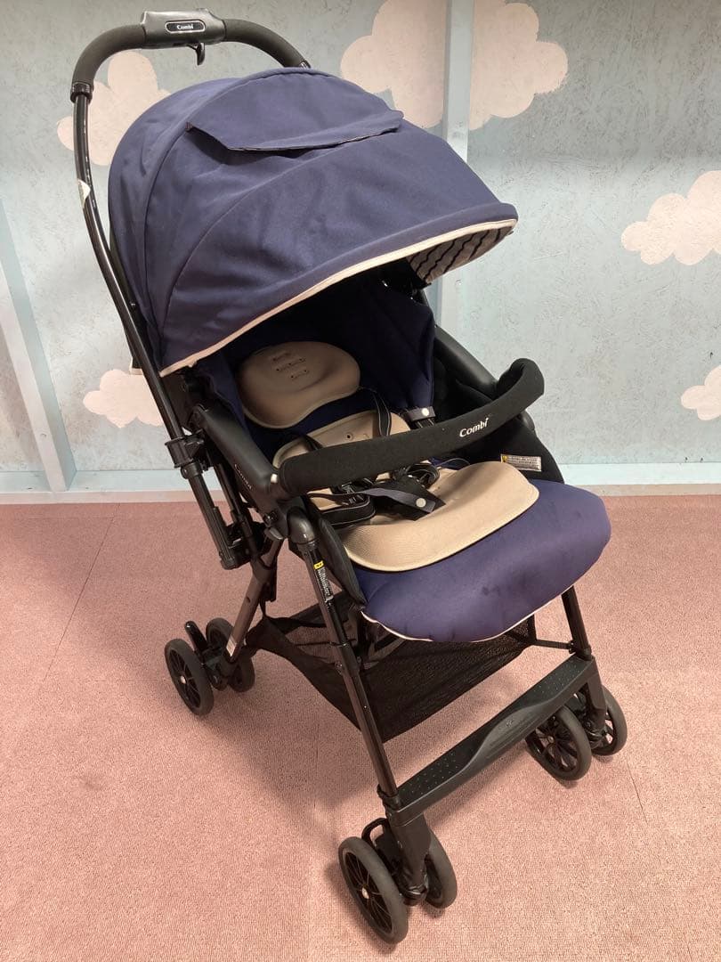 ベビーカーコンビ