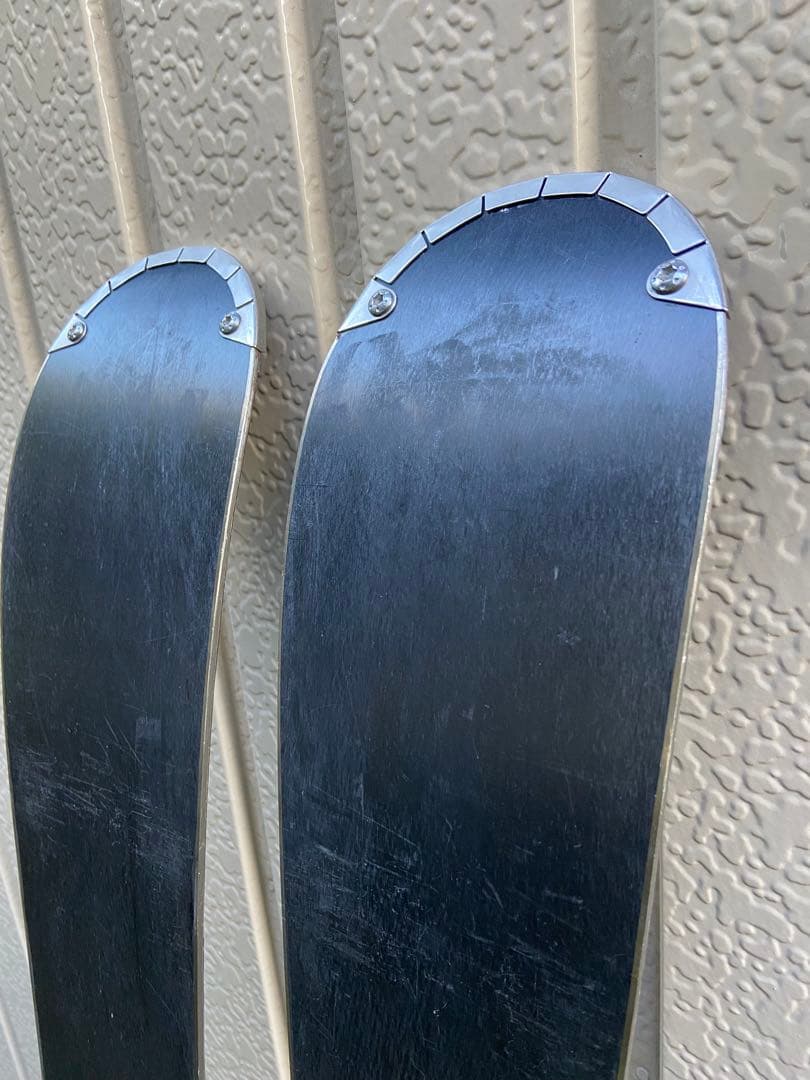 ATOMIC アトミック スキー板　155cm ストック付き　ビンディング