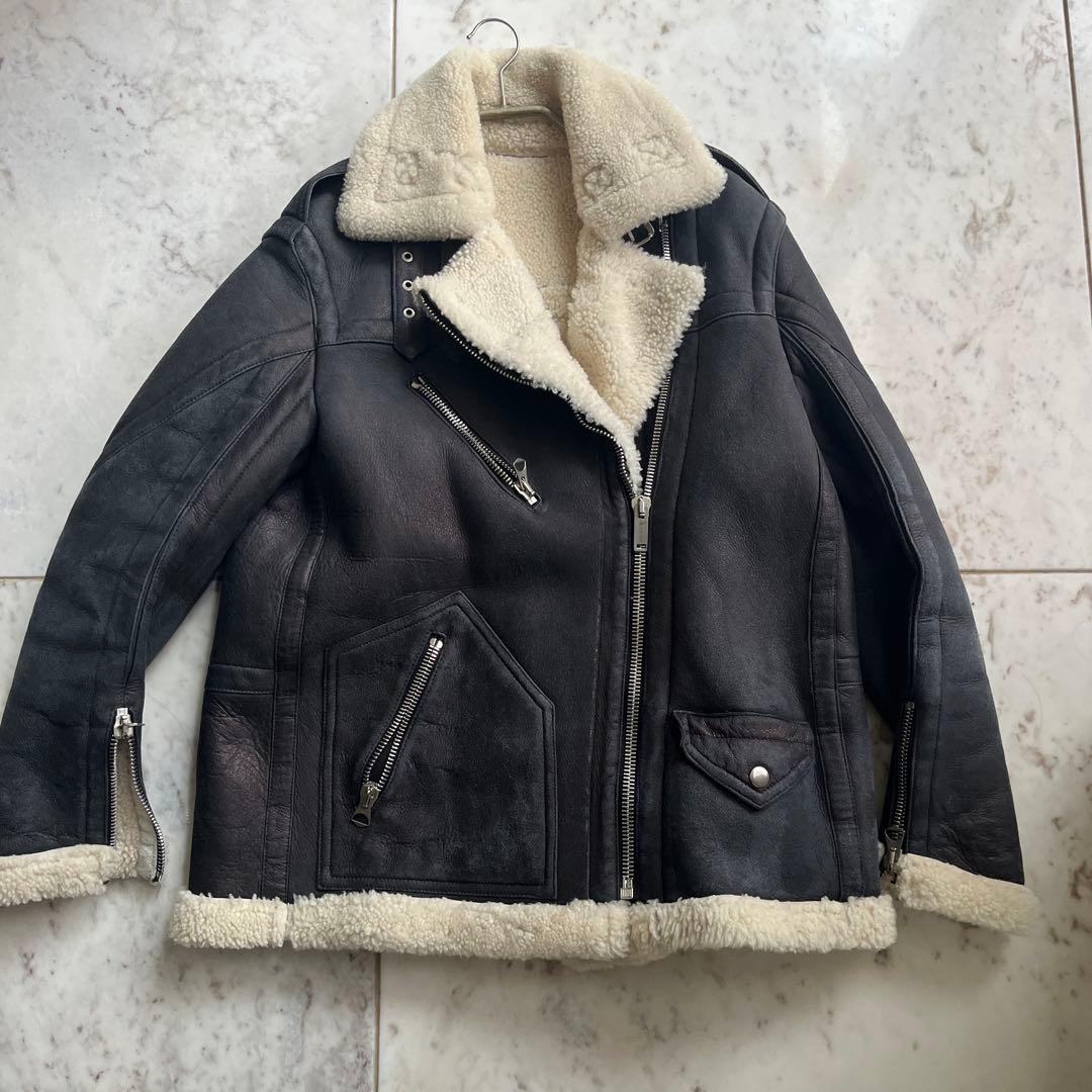 ぽ*ー様 最終価格GOLDEN  ムートンライダースジャケット ゴール