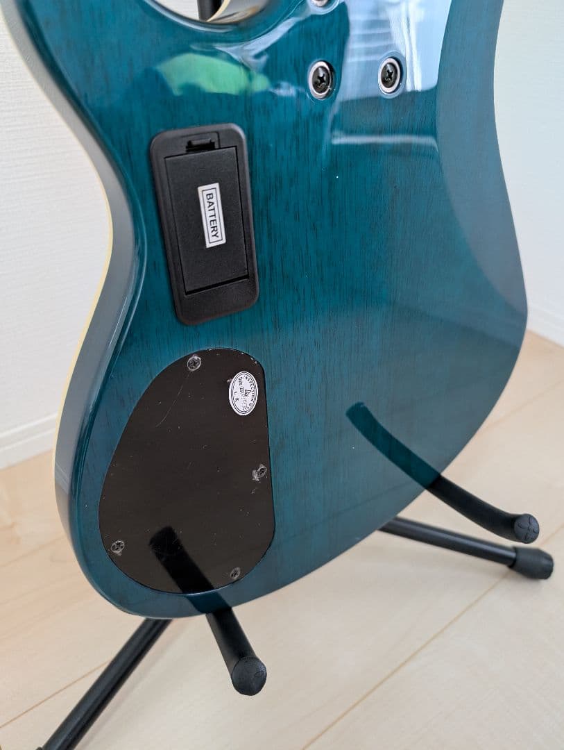 ベース SCHECTER Diamond Series Omen Extreme-5