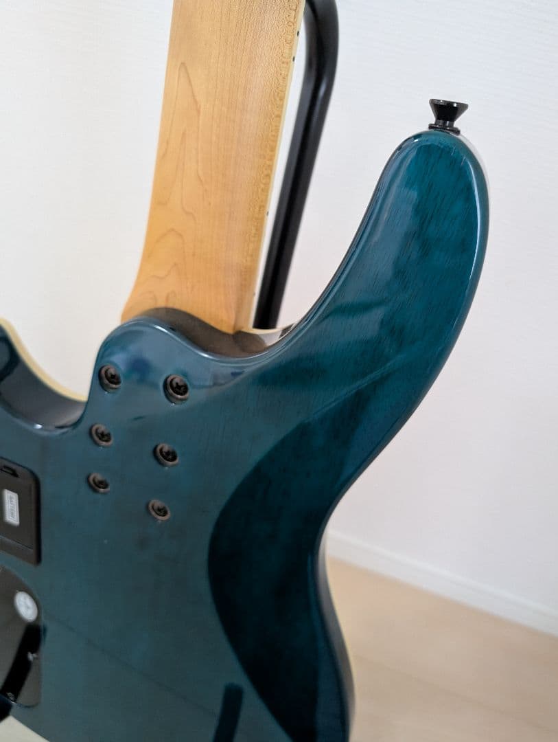 ベース SCHECTER Diamond Series Omen Extreme-5