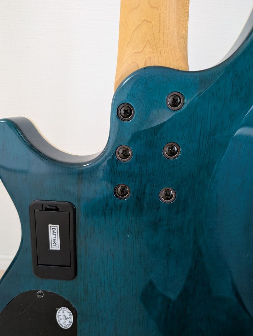 ベース SCHECTER Diamond Series Omen Extreme-5