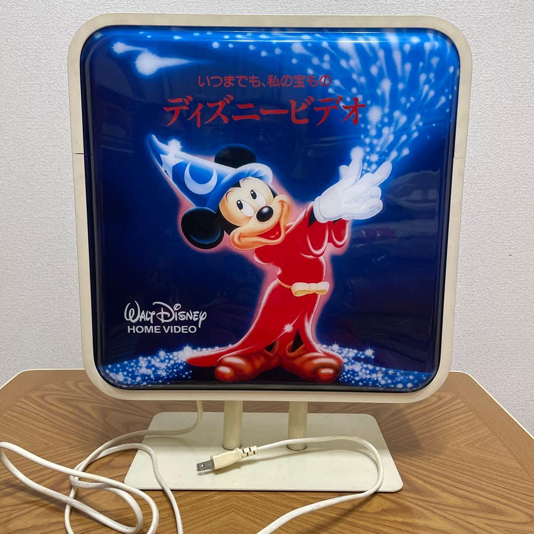 ディズニー　ホームビデオ　看板・電飾