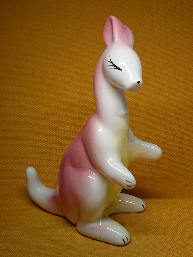 【美品】カンガルー　陶器　オブジェ　置物　インテリア　工芸品　美術品　A3383