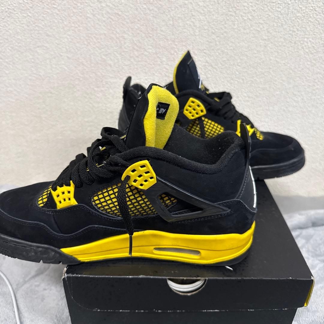 エアジョーダン 4 Retoroサンダー