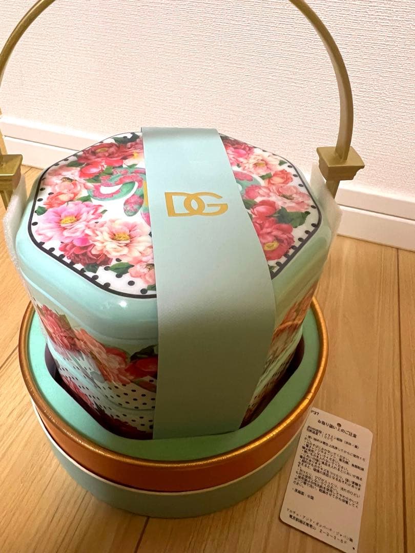 ドルチェ＆ガッバーナ　非売品　ノベルティ　花柄スイーツBOX 小物入れ