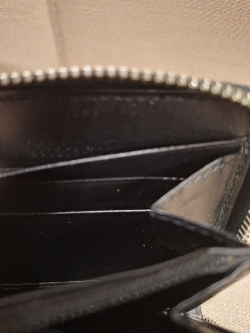 グッチスネーク長財布　グッチGGスプリーム