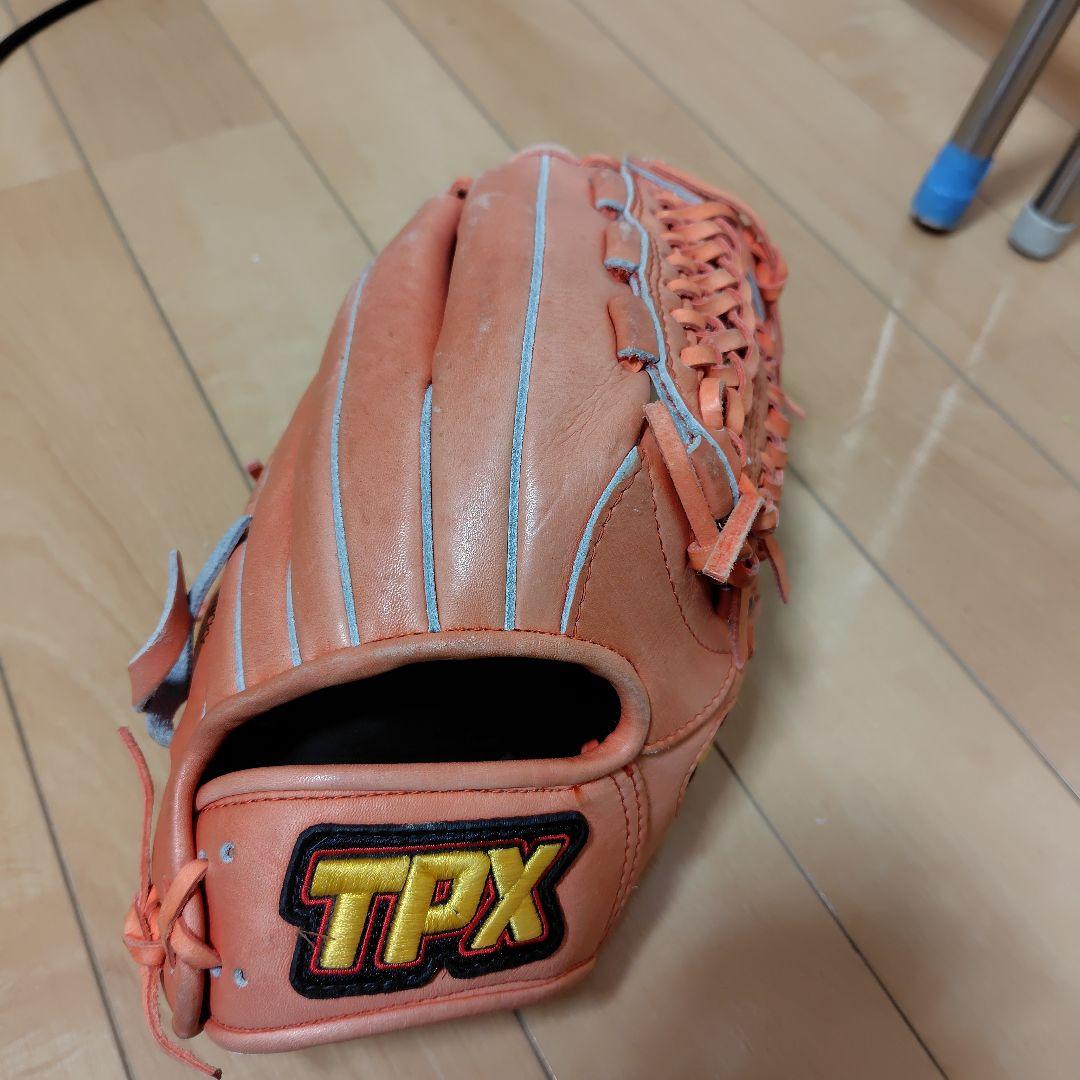 グローブ　ルイスビルスラッガー　Louisville Slugger TPX