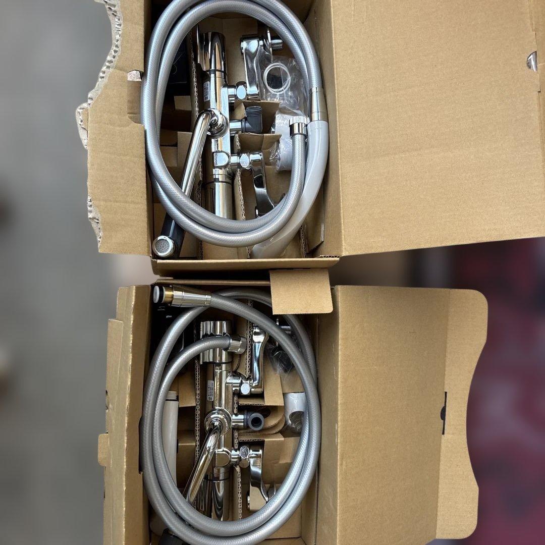 SANEIシャワー混合水栓２個組