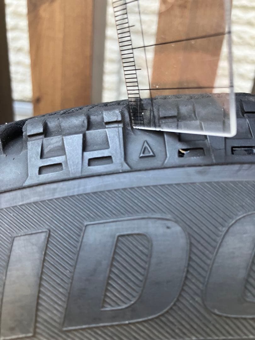 ブリヂストン スタッドレスタイヤ 4本 ブリザックVRX 205/55R16