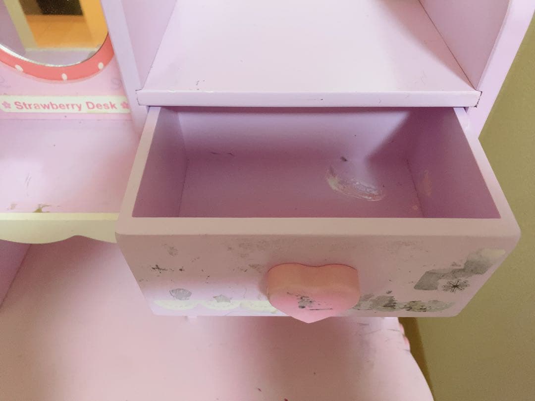 マザーガーデン いちごのデスク