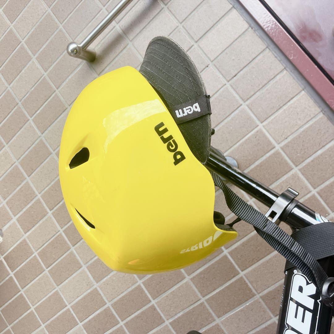 STRIDER ストライダー 12インチ ブラック 黒　bern ヘルメット付