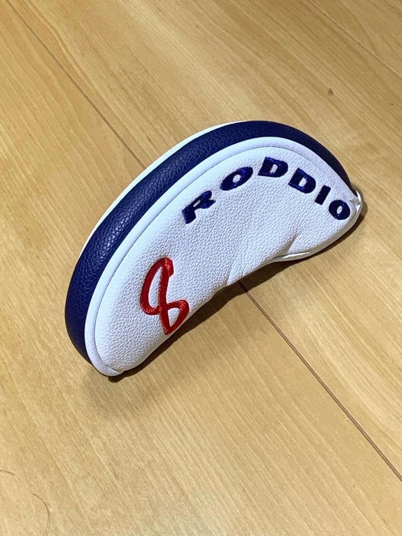 RODDIO(ロッディオ)アイアンカバー９枚セット★Ｗｈｉｔｅ×Ｂｌｕｅライン