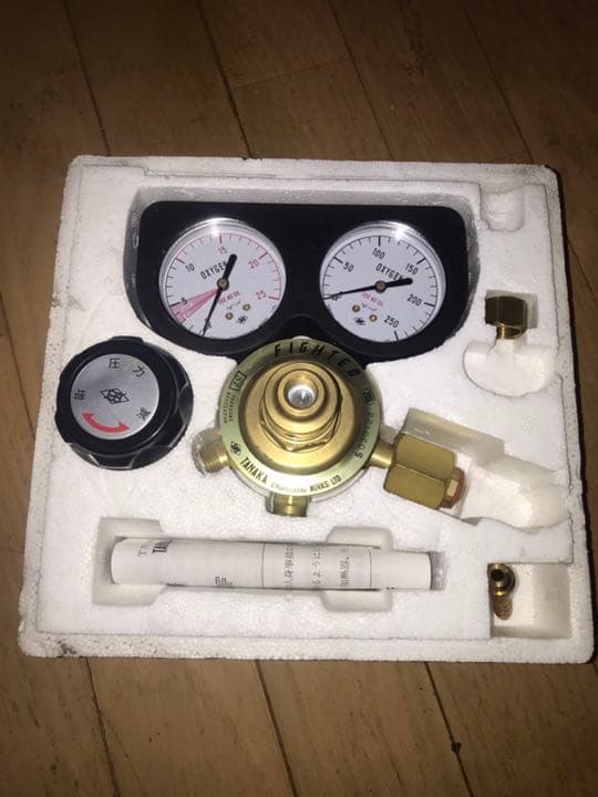 TANAKA 酸素調整器