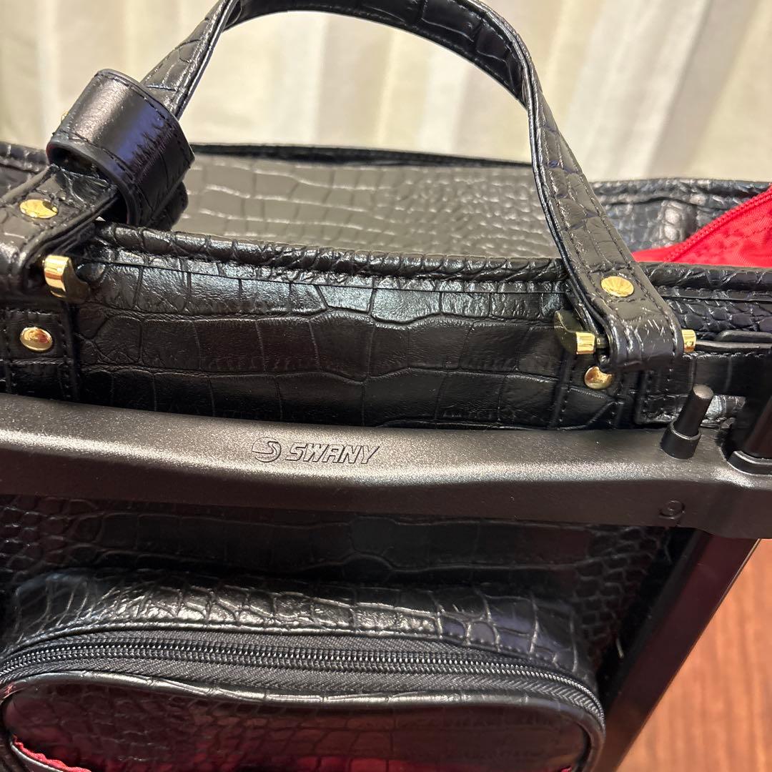 【美品】SWANY スワニー クロコ型押しトートキャリーバッグ (黒) Lサイズ