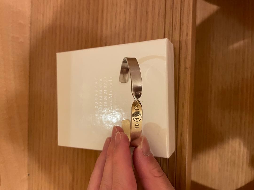 マルジェラ　バングル　ブレスレット