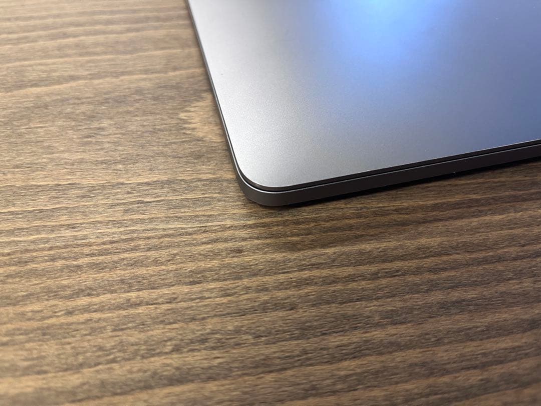 2016 MacBook Pro 13 i7 16GB 1TB ジャンク