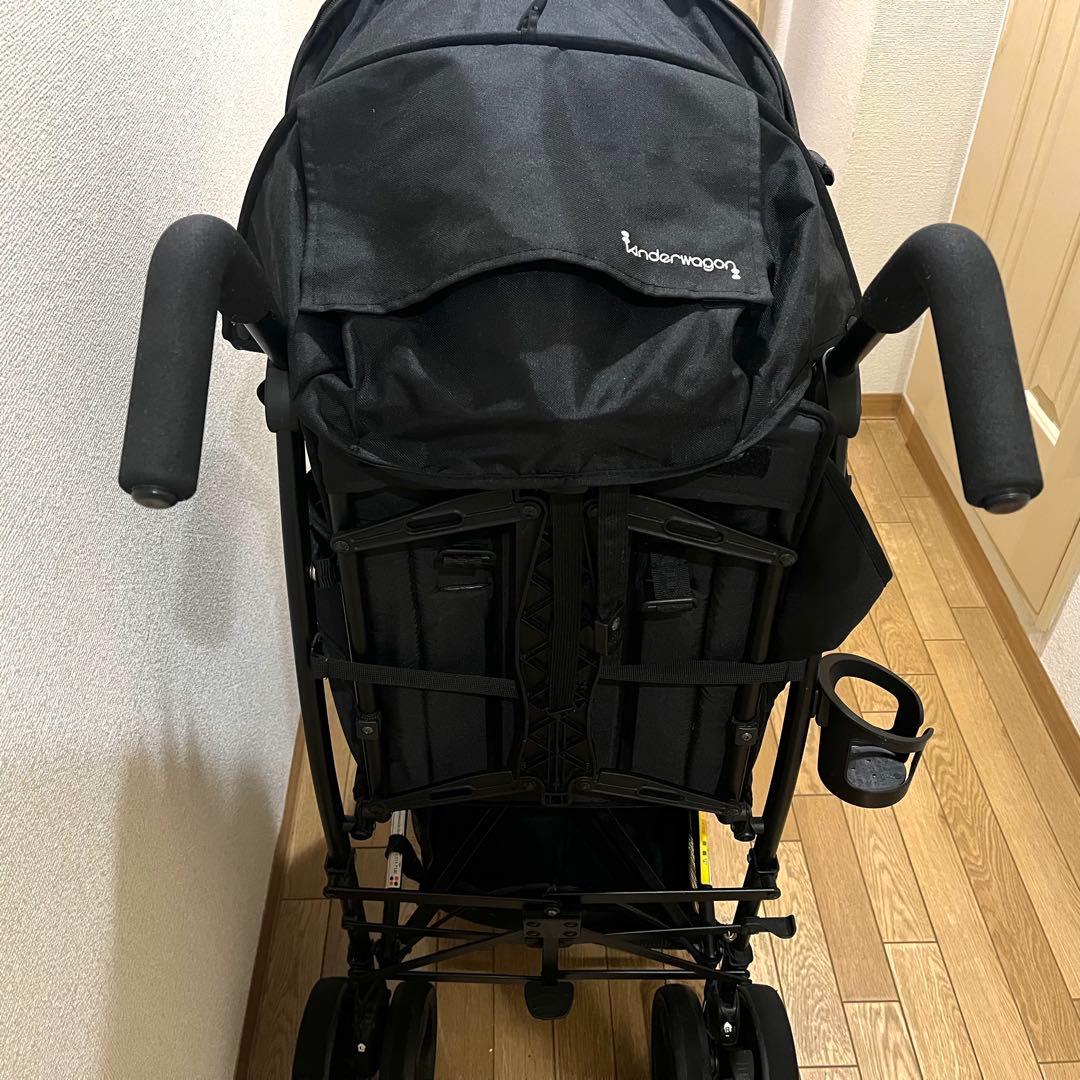キンダーワゴン 美品 ブラック 軽量コンパクト 二人乗りべビーカー 3ヶ月〜