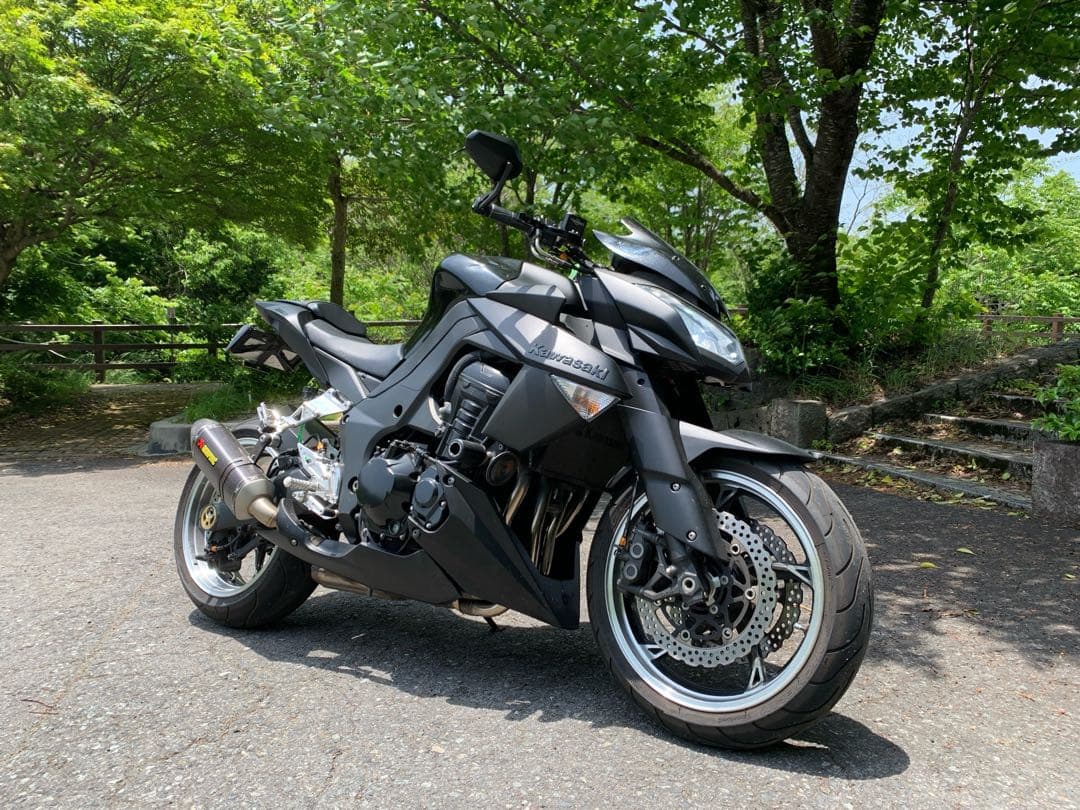 Kawasaki Z1000 D型 マットブラックカウル