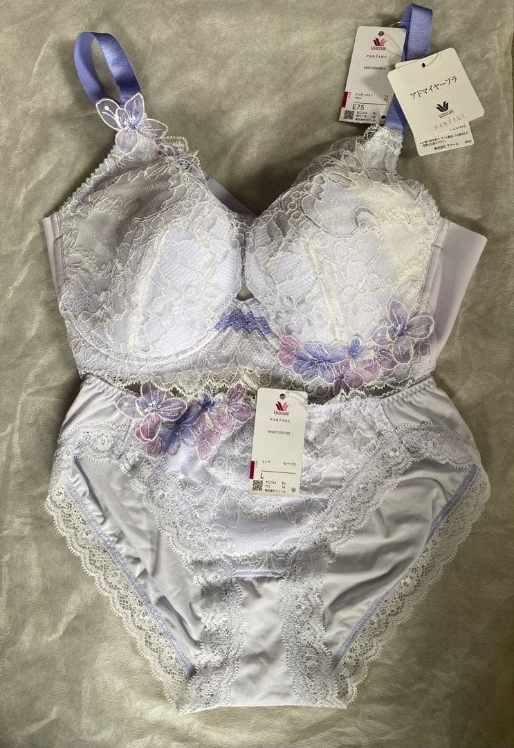 ワコール　パルファージュ　ブラジャー・ショーツセット　E75・L パープル