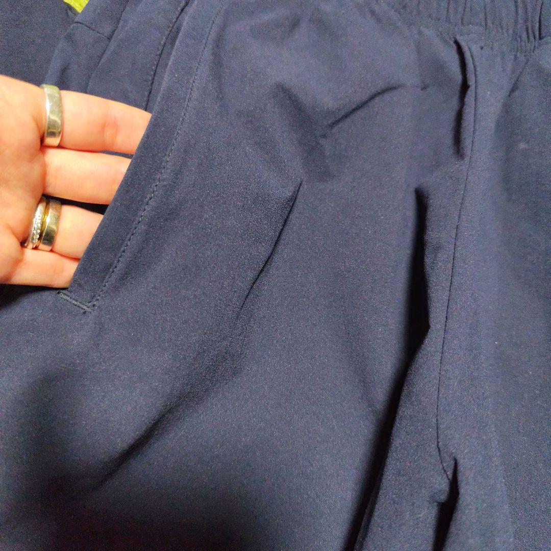 処分価格　美品　DESCENTE フード付き　上下　ピステ　M ネイビー