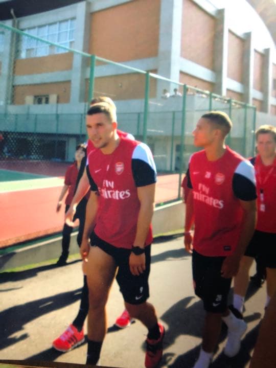 超レア★アーセナル練習参加記念特別サイン入りユニフォーム　（非売品）