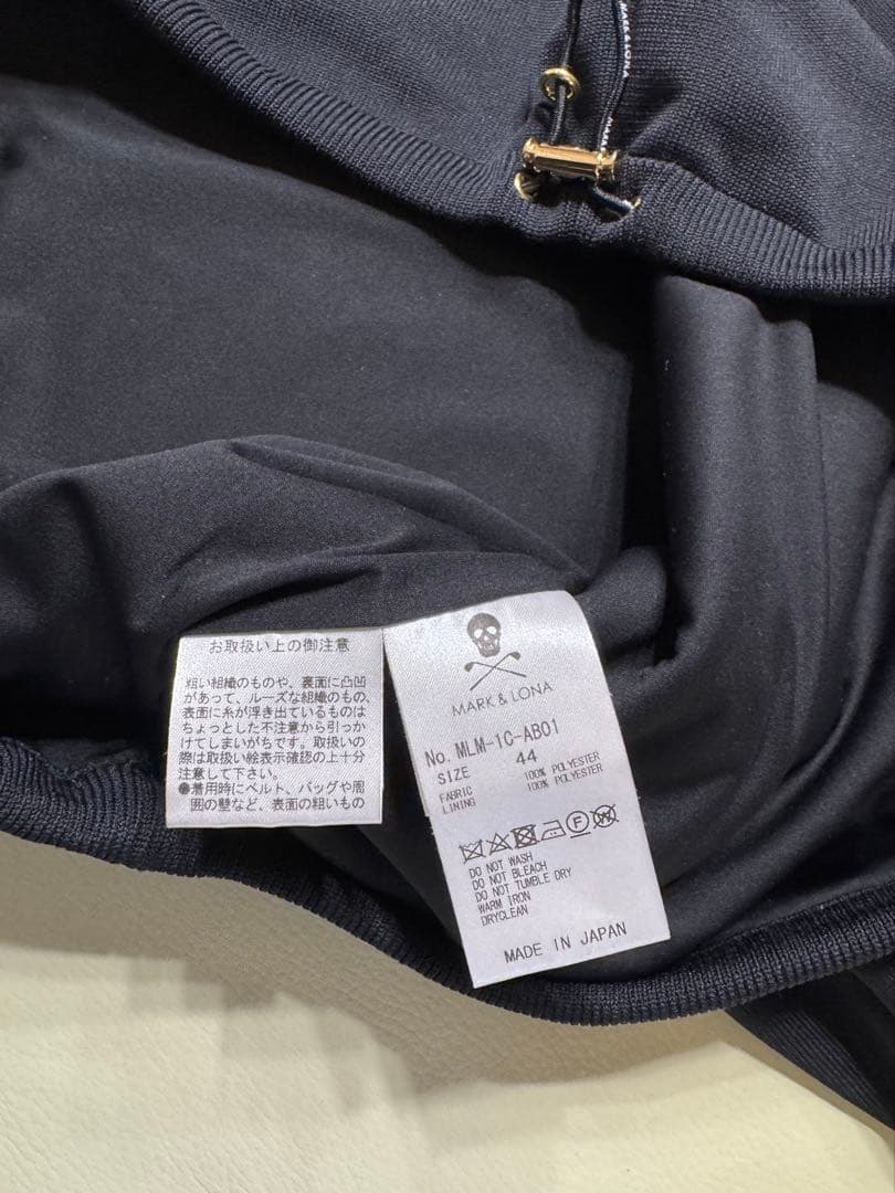 マーク＆ロナ　セーター44