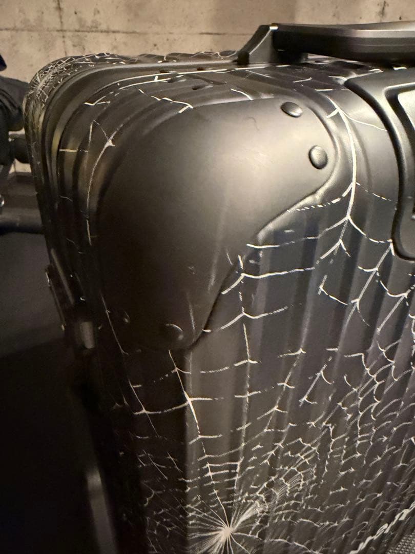 SUPREME×RIMOWA キャリーケース 保証書など付属品完備