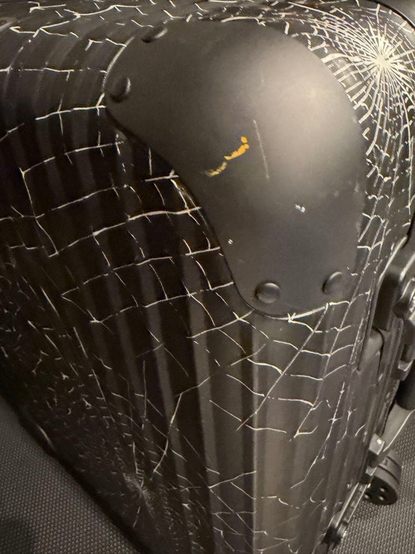 SUPREME×RIMOWA キャリーケース 保証書など付属品完備