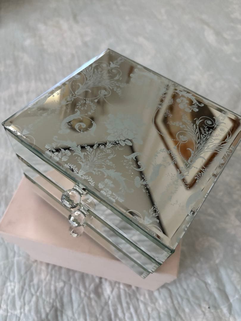 ローラアシュレイ　ジョゼッテ　ジュエリーボックス