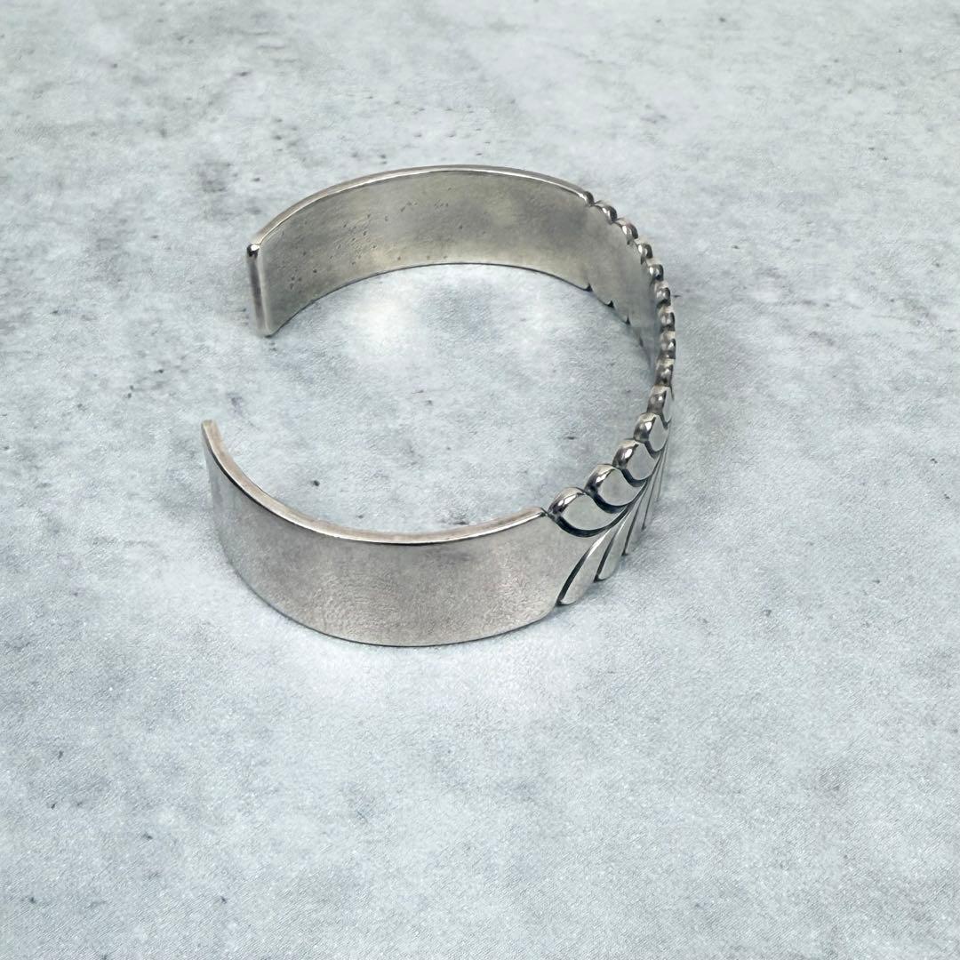 スティーブイエローホース　スタンプワーク リーフバングル NAVAJO ナバホ